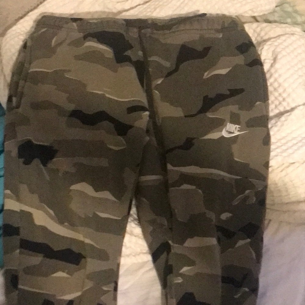Nike joggers